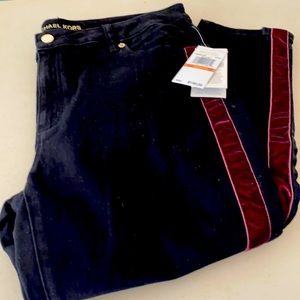 NWT Michael Kors Black Selma Skinny Jeans w/ Burgundy strip each side   Size 12